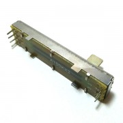 Резистор движковый 72x16x8мм A100к ручка 12мм