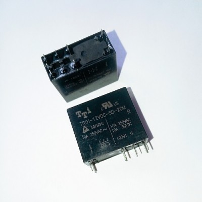 TRIH-12VDC-SD-2CM-R 12VDC 10A 2 группы на переключение