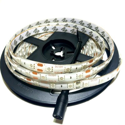 Светодиодная лента 5050 60led/m IP65 12V 14.4W/m 10mm зеленая (1м)