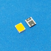 Светодиод smd 3,5x2,8мм белый теплый  6V 30mA минус широкий