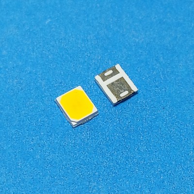 Светодиод smd 3,5x2,8мм белый теплый 6V 30mA минус широкий